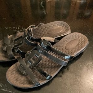 Clarks black Privo sandals